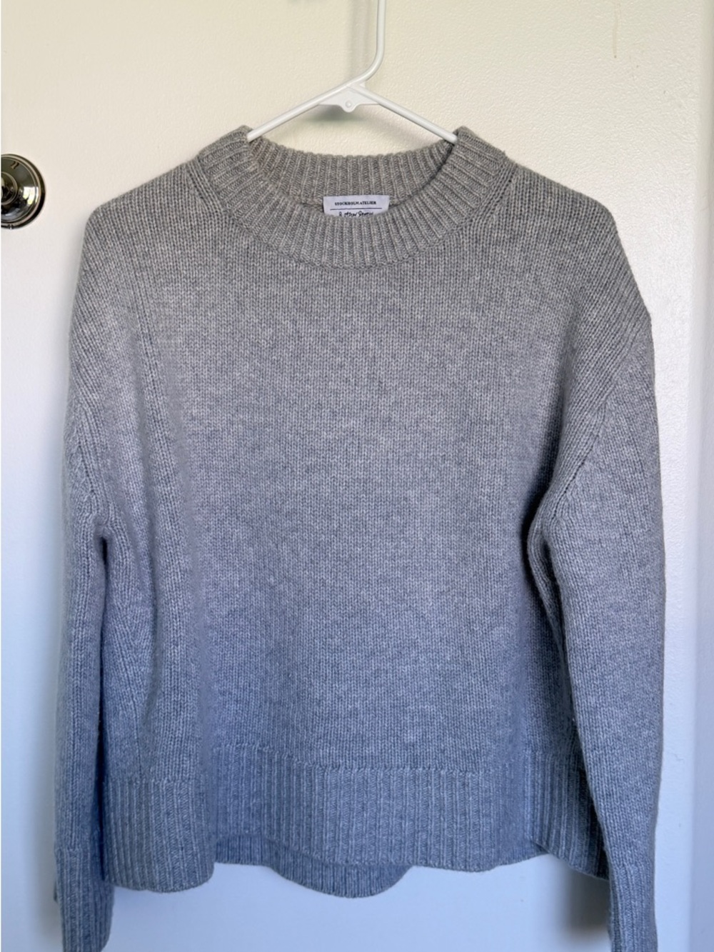 &Other Stories Gray Chunky Cashmere Crewneck Sweater